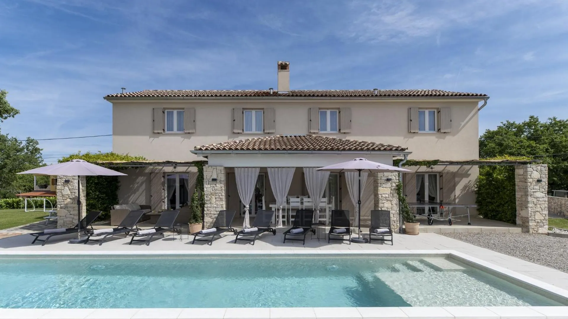 Villa Batelica With Large Garden, Kids Playground And Private Pool 라빈 크로아티아