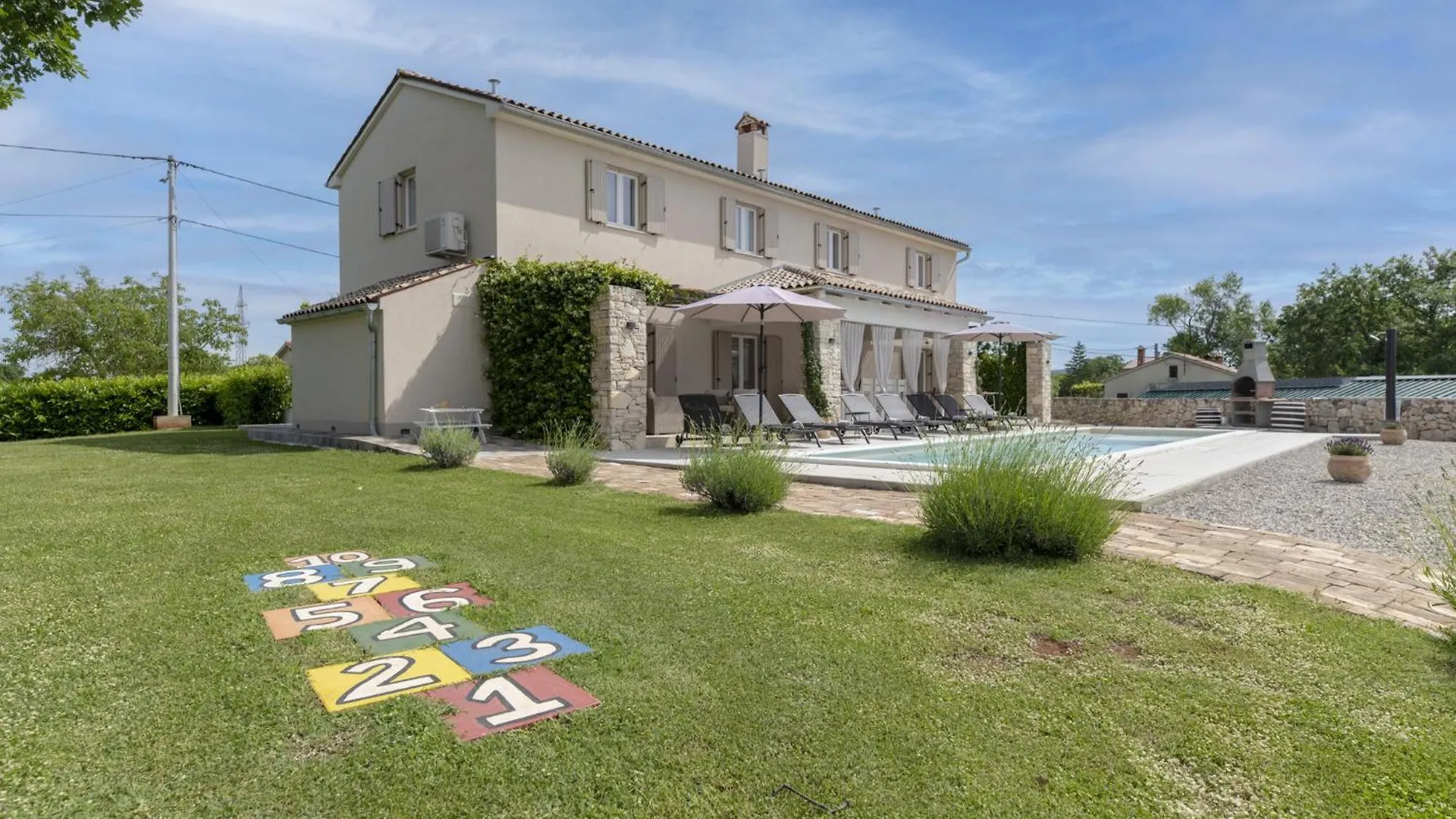 Villa Batelica With Large Garden, Kids Playground And Private Pool لابين 0*,  كرواتيا